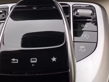 Mémoire Start-Stop pour la Mercedes-Benz classe V, Marco Polo, Horizon, Activity (W447) à partir de l'année 2014 - montage inclus