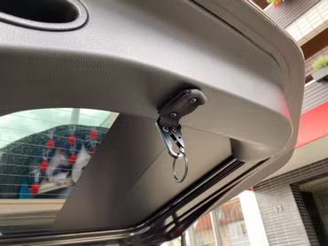 Praktischer Heckklappen Aufhänger mit Karabiner für Mercedes-Benz Marco Polo, Horizon
