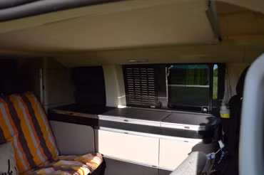 Westfalia Lüftungsgitter für Schiebefenster links über Küchenzeile passend für Mercedes-Benz Marco Polo W447
