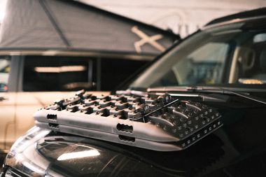 Aide au démarrage / Bergeboards pour le Mercedes-Benz Marco Polo en utilisation offroad
