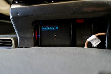 Mobil Safe für die Beifahrer Sitzkonsole des Mercedes-Benz Marco Polo, Horizon, Activity, optional inkl. Einbau 