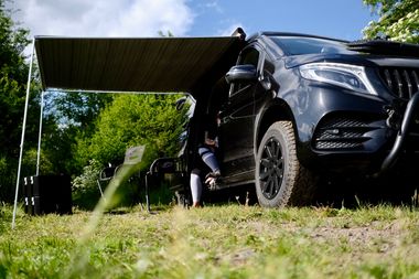 Auvent pour Mercedes-Benz Marco Polo / Horizon / Activity et Viano Marco Polo, y compris Fiamma F35 Pro, fixation étanche à la pluie, support et montage